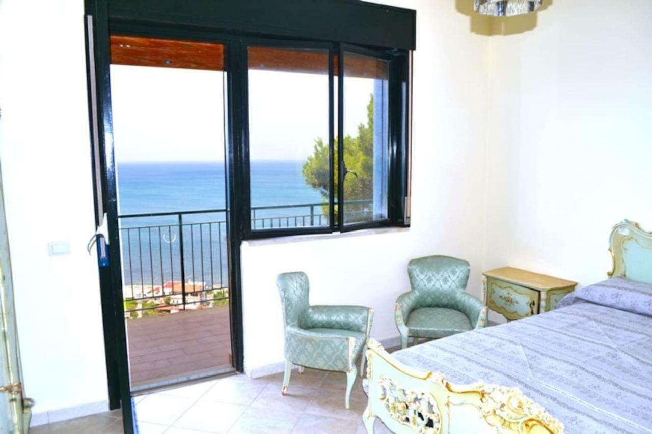 Casa Vacanze La Petrusella Trabia Eksteriør bilde