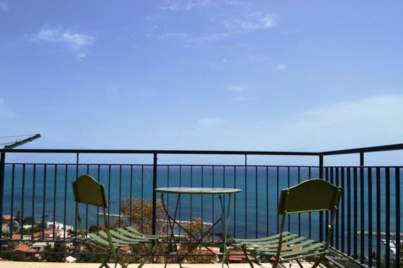 Casa Vacanze La Petrusella Trabia Eksteriør bilde